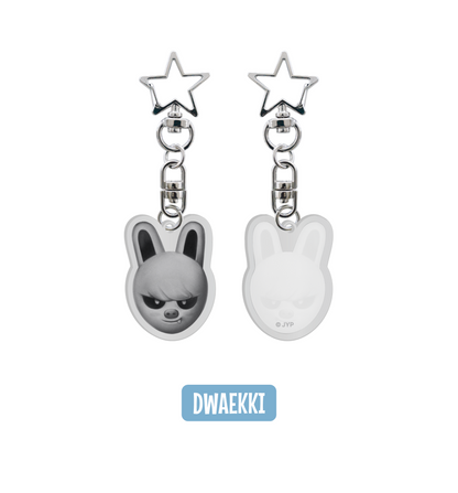 [PRE-ORDER] SKZOO “Everywhere All Around the World” Pop-Up (Evil SKZOO Acrylic Keyring)