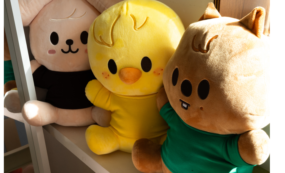 [PRE-ORDER] SKZOO “Everywhere All Around the World” Pop-Up (Plush Hug Me Ver.)